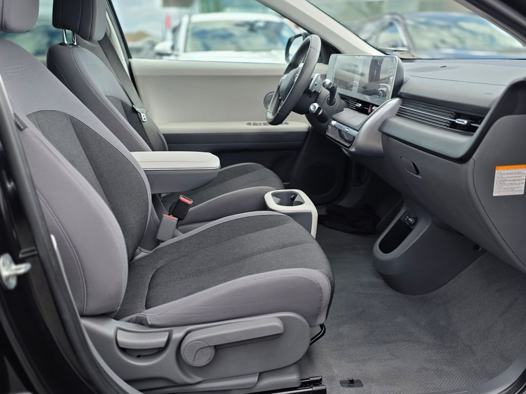 2022 Hyundai IONIQ 5 SE - Photo 10