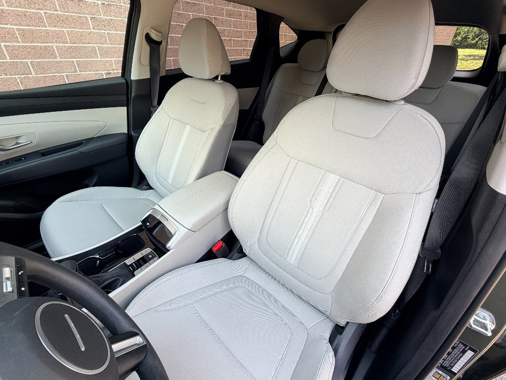 Certified Used 2025 Rockwood Green Hyundai SEL image 14