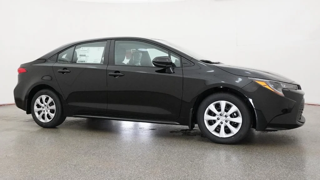 New 2026 Midnight Black Metallic Toyota LE image 11