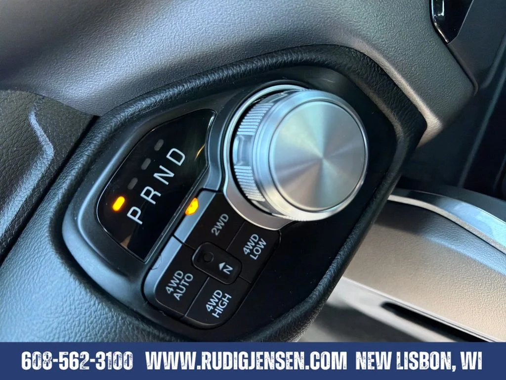 Used 2022 White Ram Laramie image 25