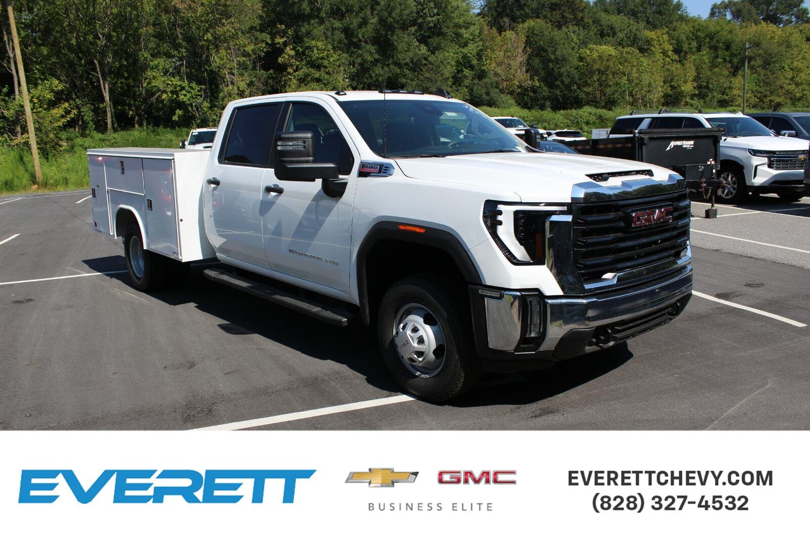 New 2026 Summit White GMC Pro image 1