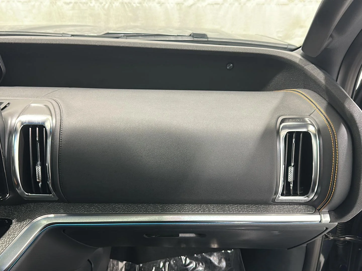 Used 2025 Stone Blue Metallic Ford Tremor image 28