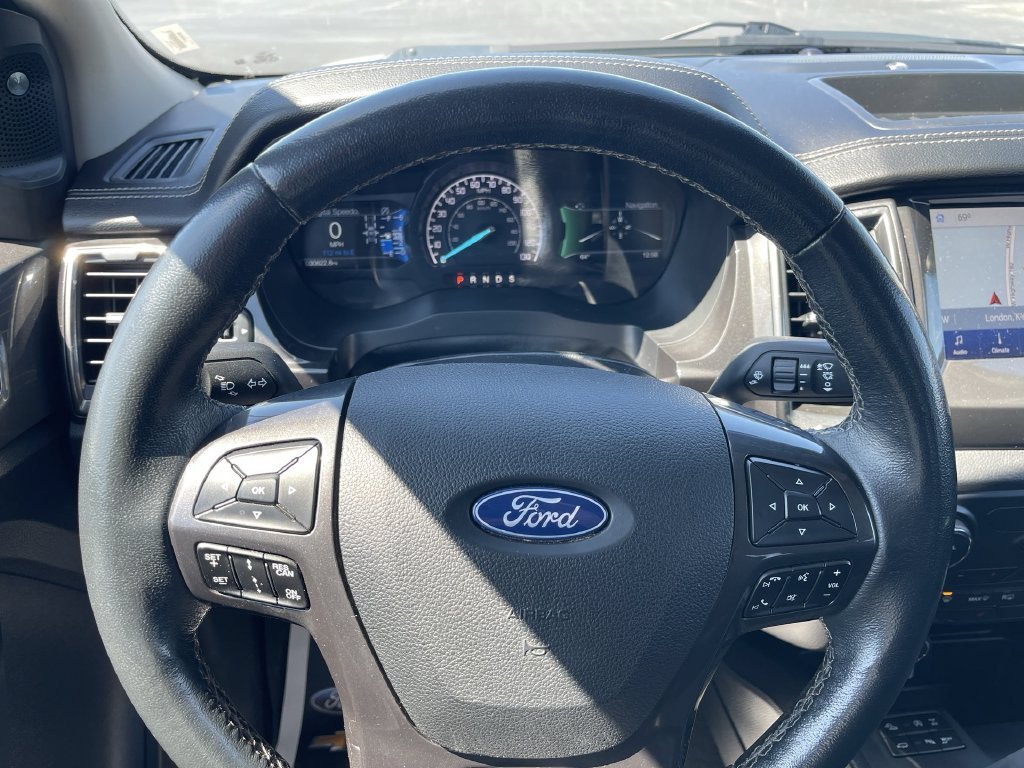 Used 2020 White Ford Lariat image 14