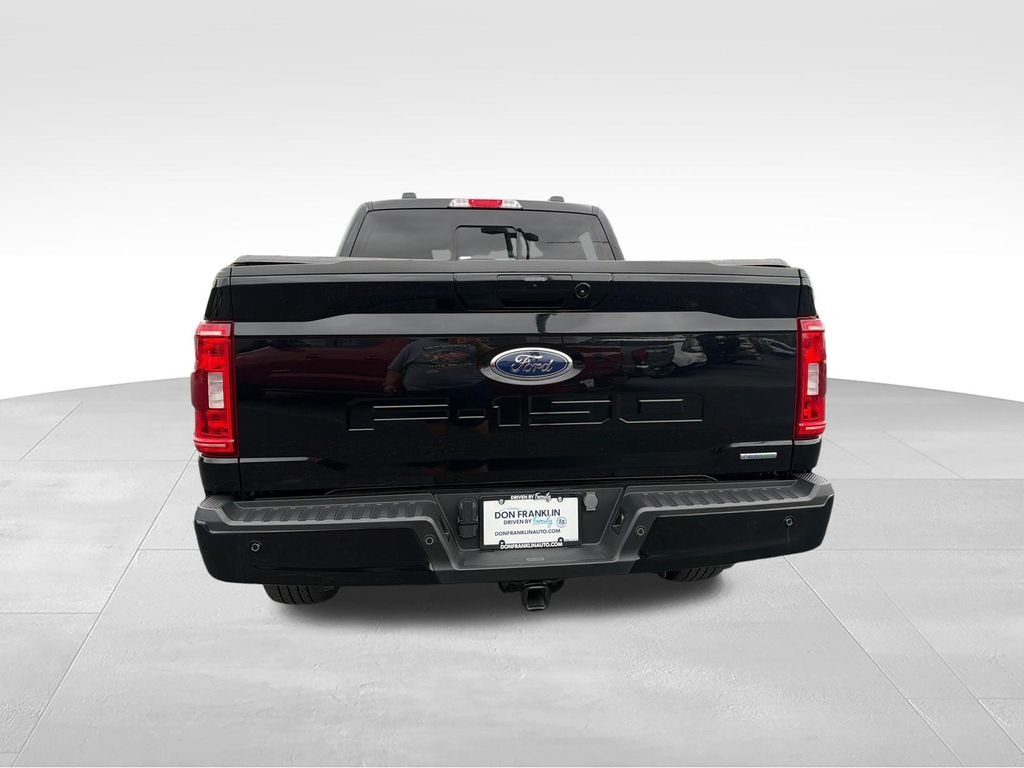 Used 2023 Black Ford XLT image 5