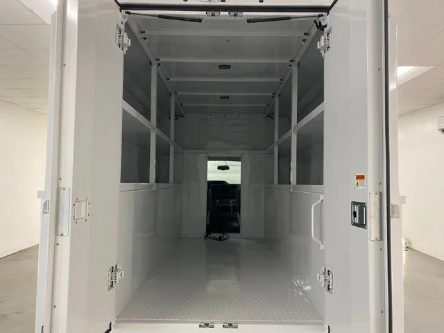 New 2025 Oxford White Ford E-350 SRW image 9