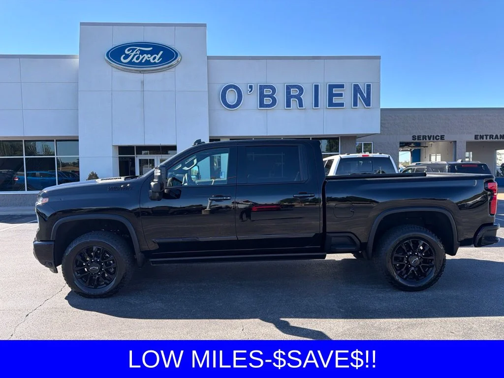 Used 2026 Black Chevrolet High Country image 2