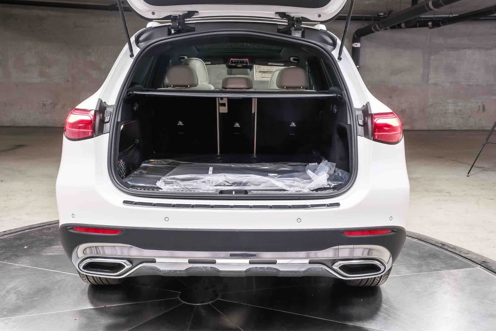 New 2026 Polar White Mercedes-Benz GLC 300 image 72