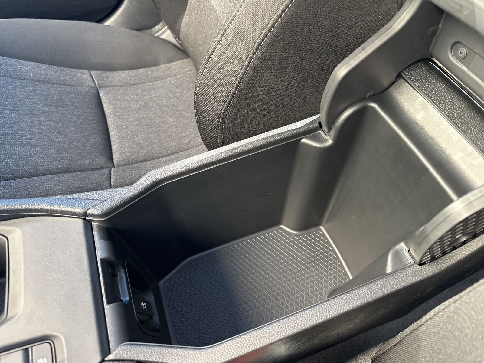 Certified Used 2025 Black Honda SE image 53