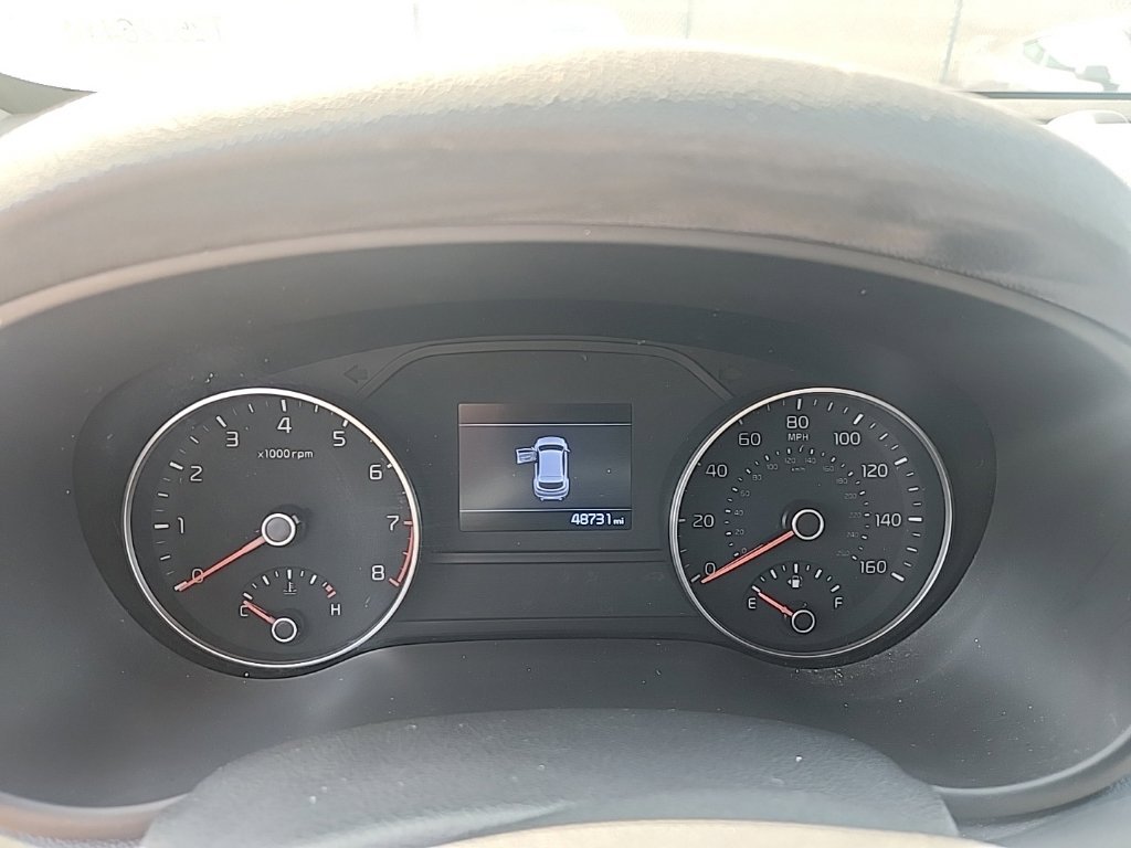 Used 2022 Silver Kia LX image 20