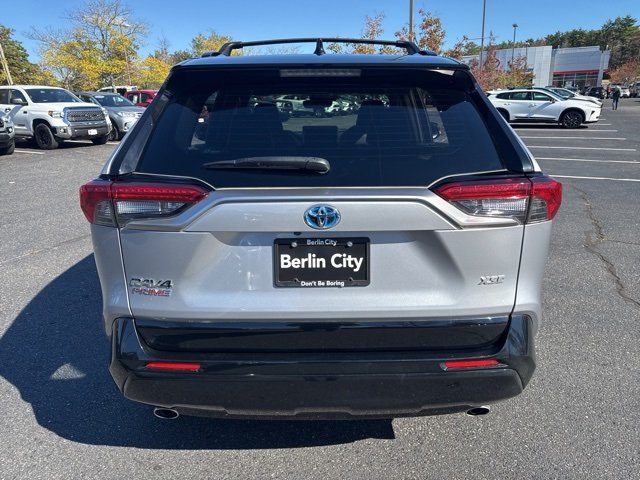 2024 Toyota RAV4 Prime XSE photo 3