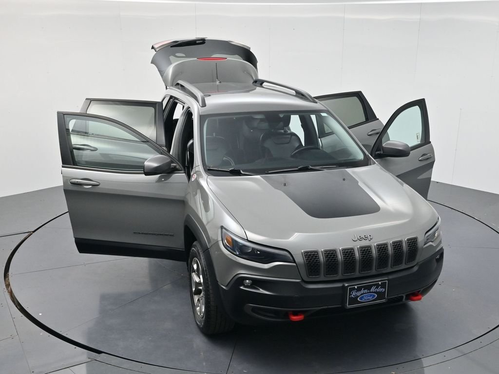 Used 2019 Sting Gray Clearcoat Jeep Trailhawk image 50