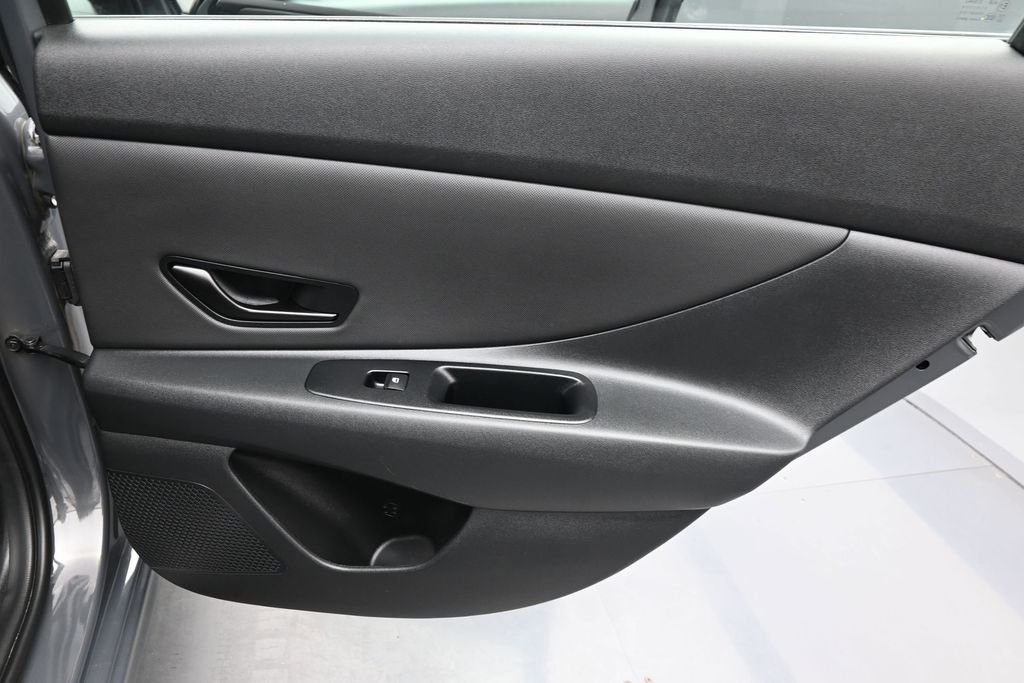 Certified Used 2025 Gray Hyundai SEL Sport image 11