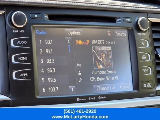 Used 2018 Blizzard Pearl Toyota XLE image 24