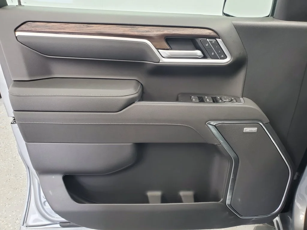New 2026 Sterling Metallic GMC SLT image 23