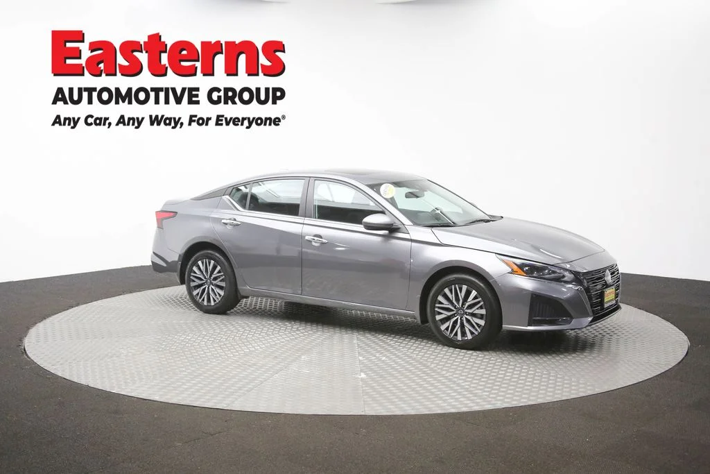 Used 2024 Gray Nissan 2.5 SV image 44