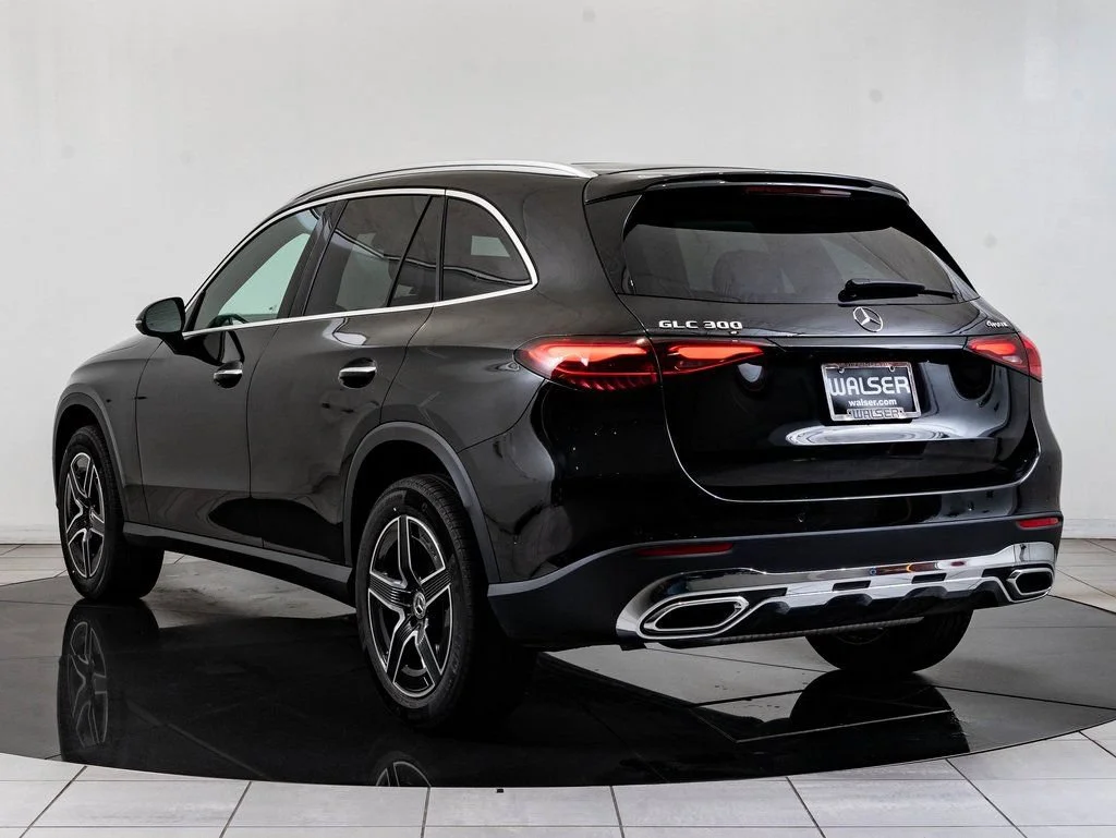 Used 2026 Black Mercedes-Benz GLC 300 image 6