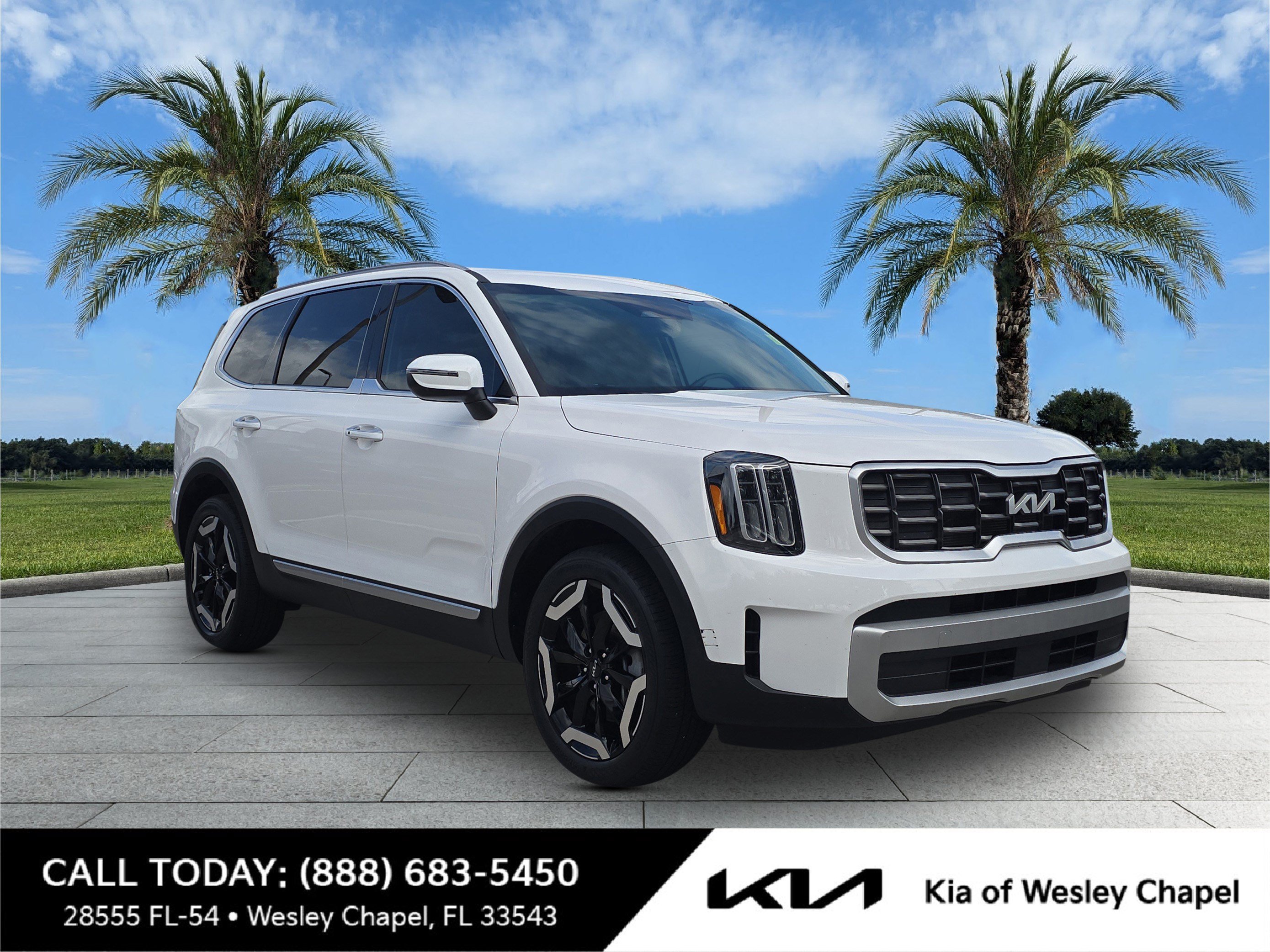 Certified Used 2024 Glacial White Pearl Kia S image 1