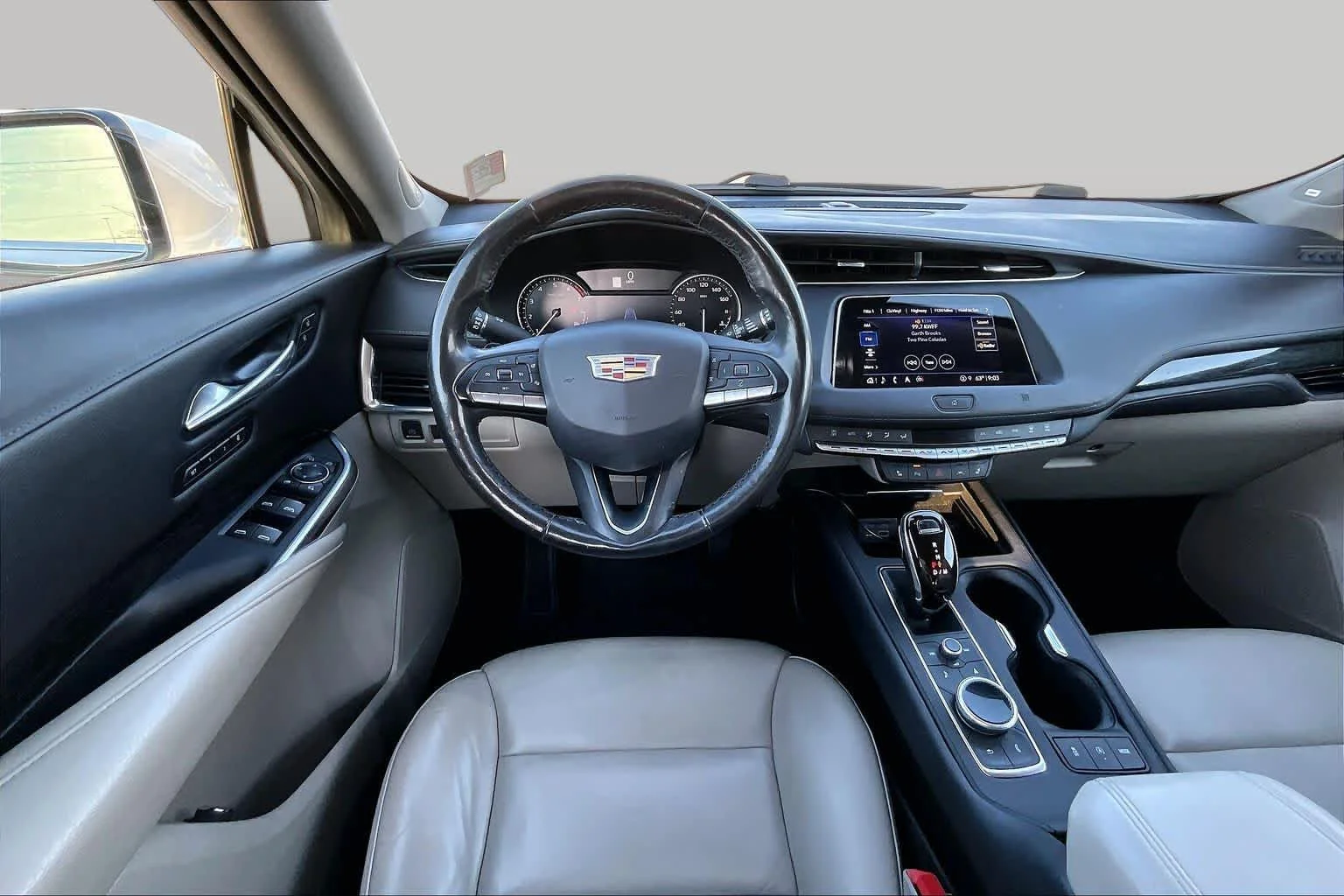 Used 2021 Crystal White Tricoat Cadillac FWD Premium Luxury image 6