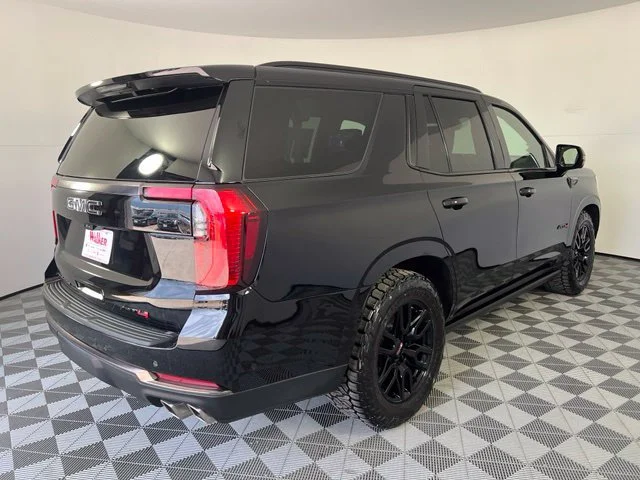 2025 GMC Yukon AT4 Ultimate - Photo 7