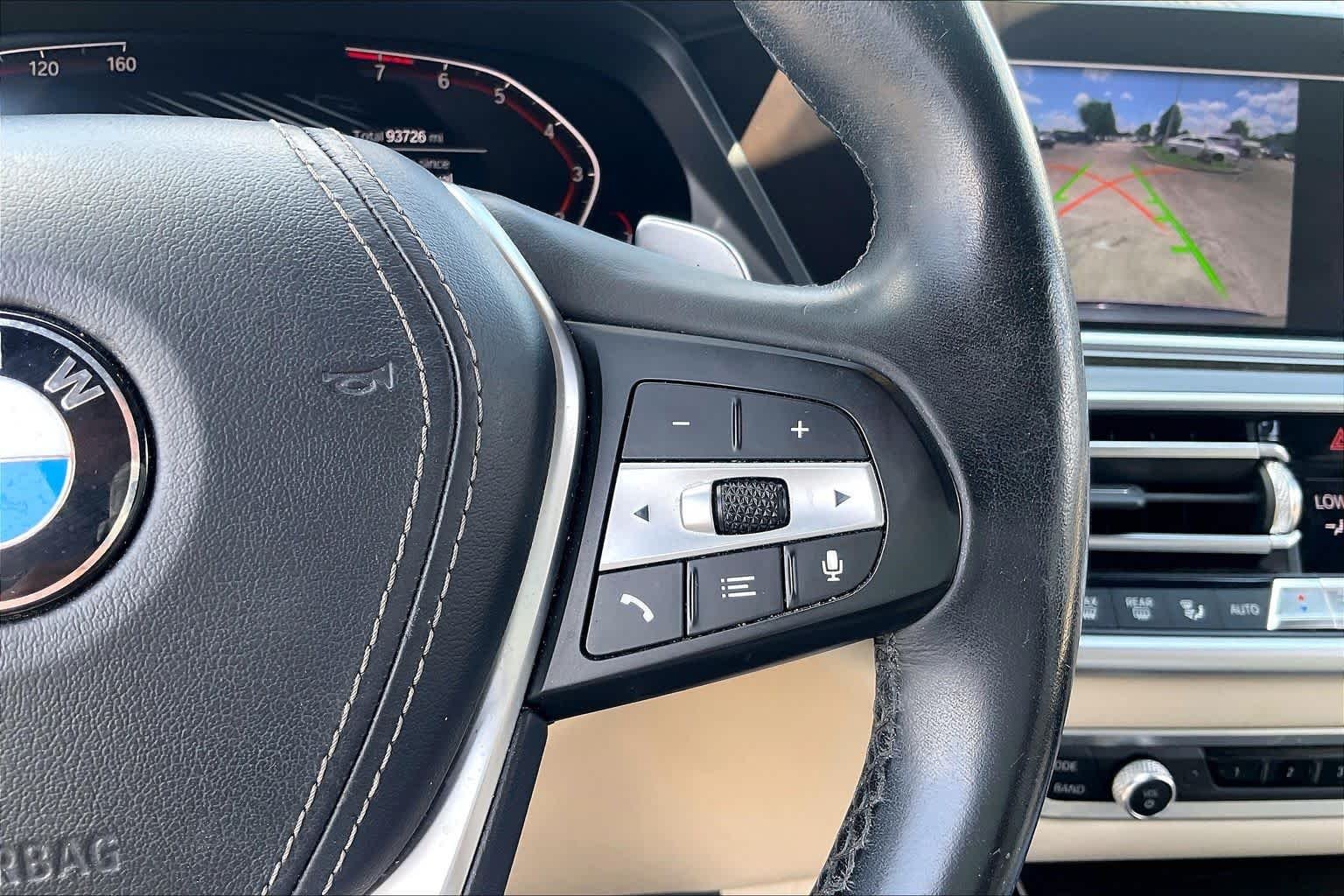 Used 2019 Black Sapphire Metallic BMW xDrive40i image 23