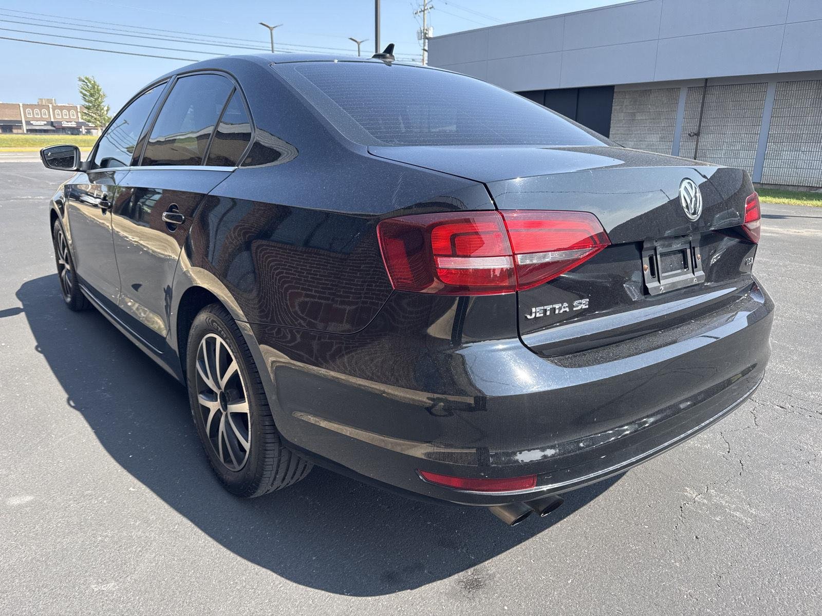 Used 2018  Volkswagen 1.4T SE image 4