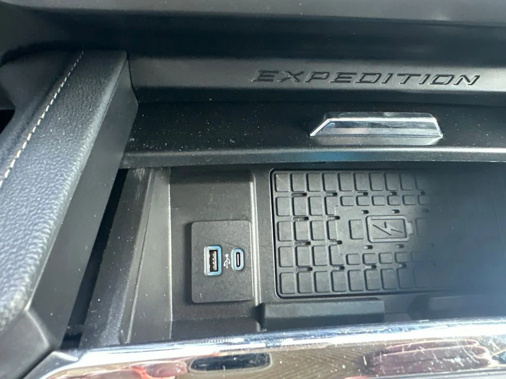 Used 2024 Black Ford XLT image 22