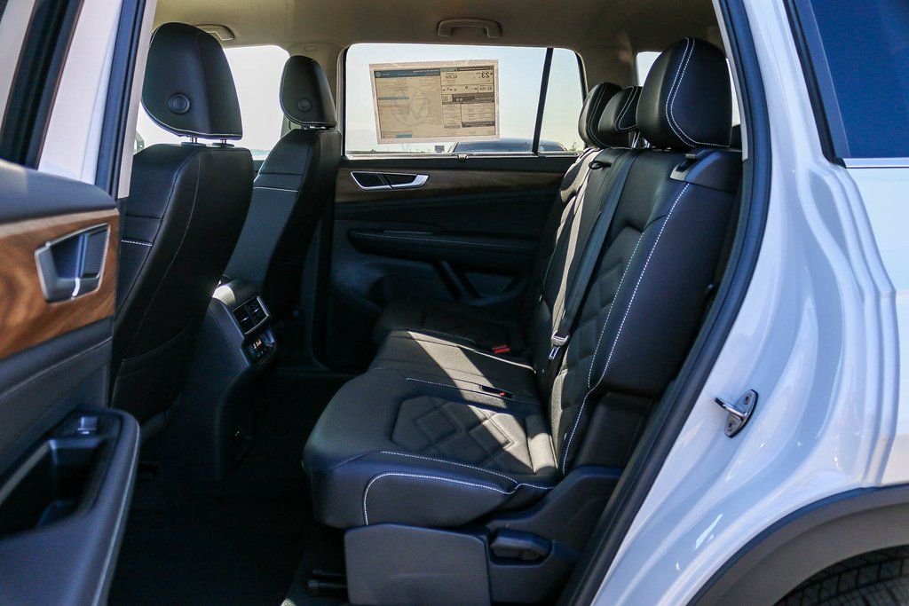 2026 Volkswagen Atlas SE w/Tech - Photo 20