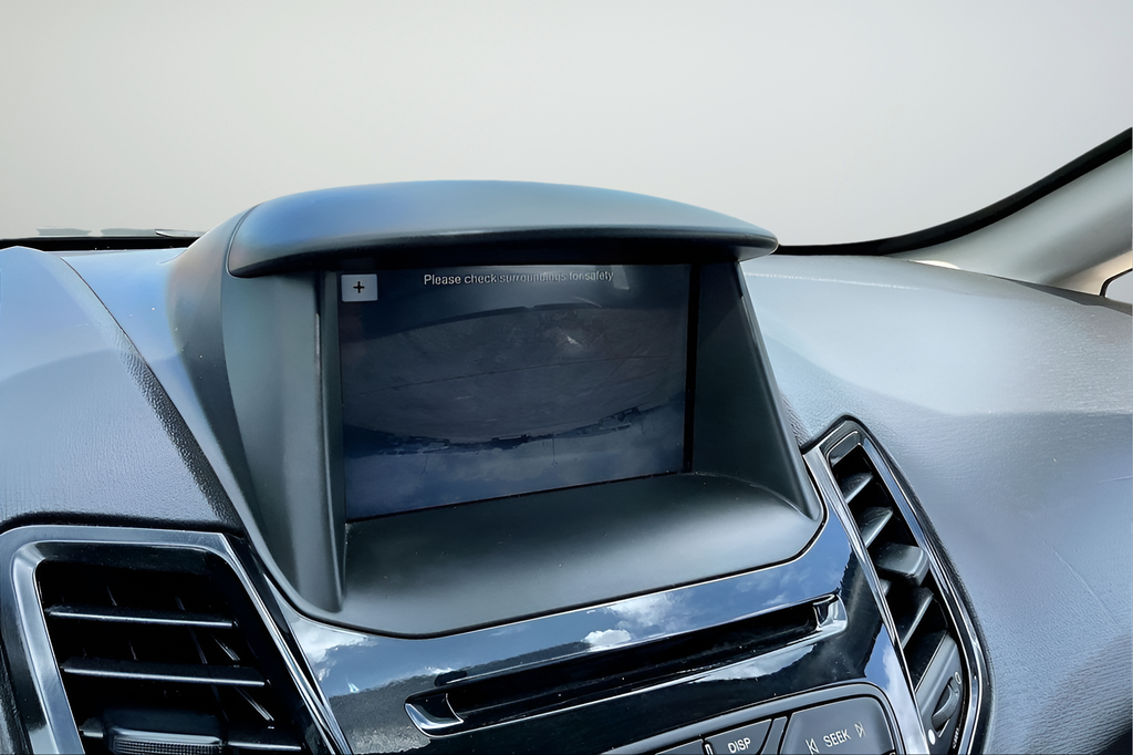Used 2019 Gray Ford SE image 13