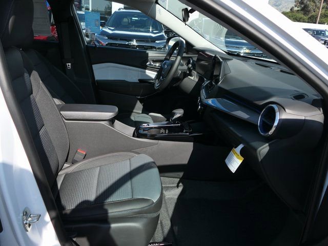 2026 Chevrolet Trax LT - Photo 25