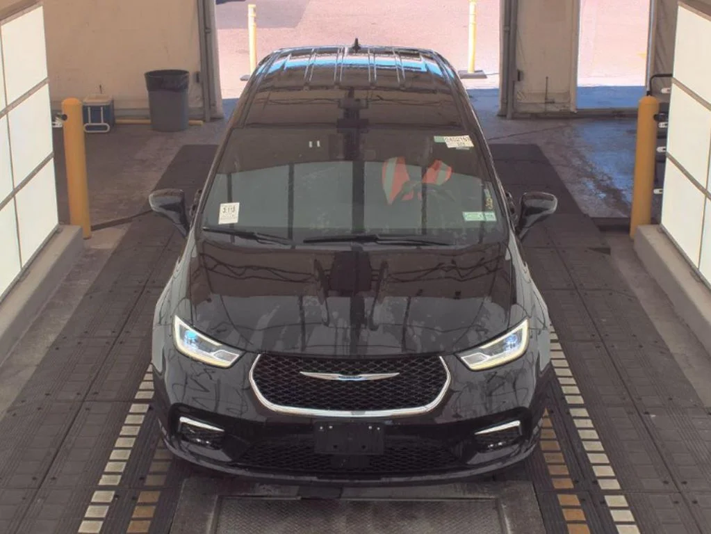 2C4RC1BGXSR575133