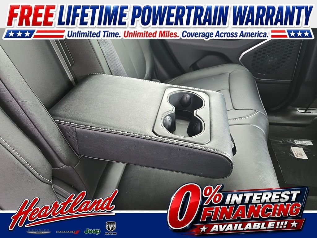 New 2026 Fathom Blue Pearl-Coat Exterior Paint Jeep Limited Reserve image 90