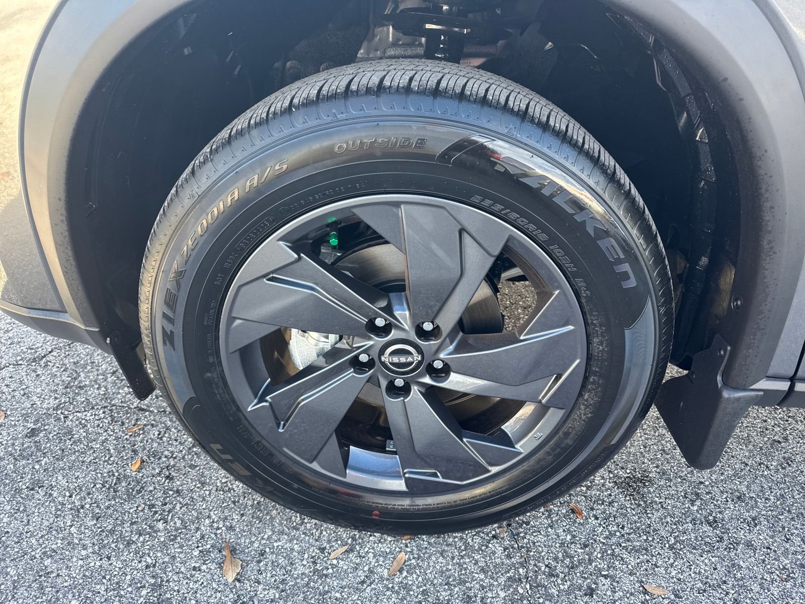 New 2026 Nissan Rogue SV 4D Sport Utility