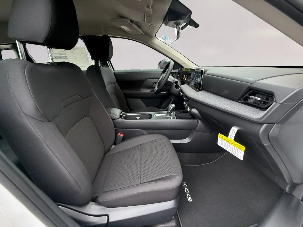 New 2027 White Nissan S image 17