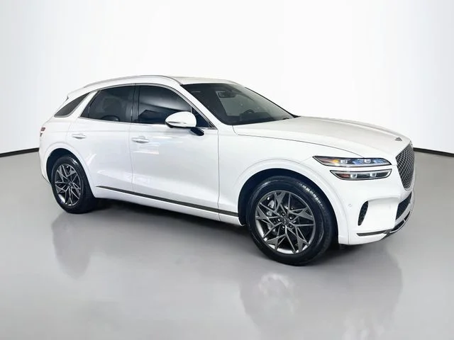 Used 2023 White Genesis 2.5T image 24
