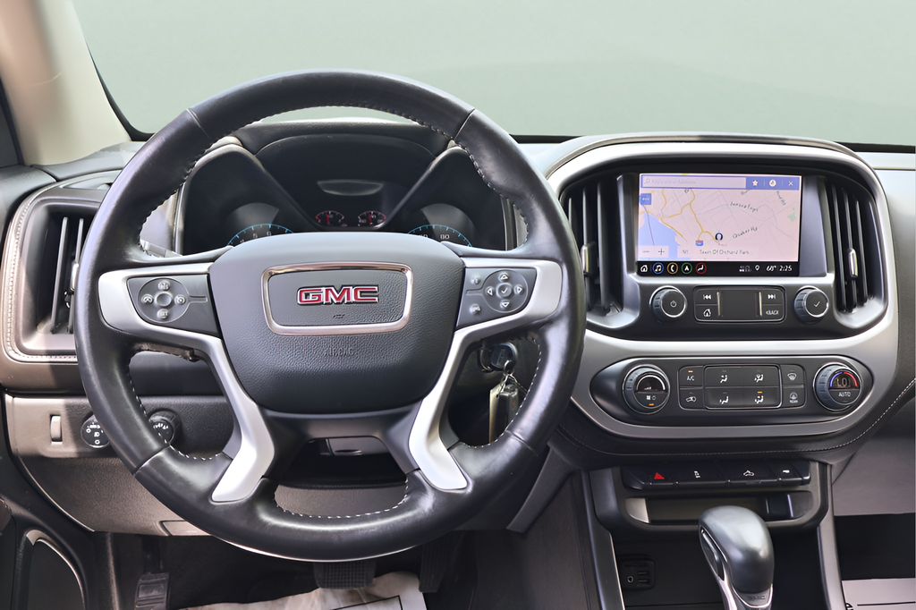 Used 2022 Black GMC Elevation image 19