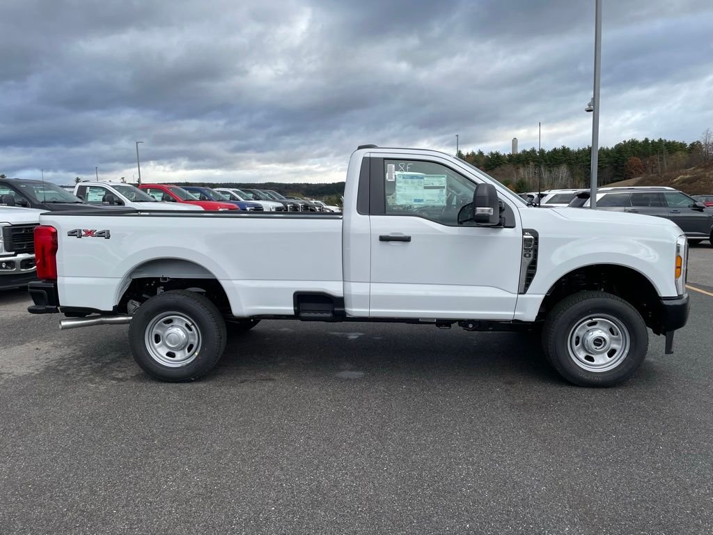 New 2026 OXFORD WHITE Ford XL image 3