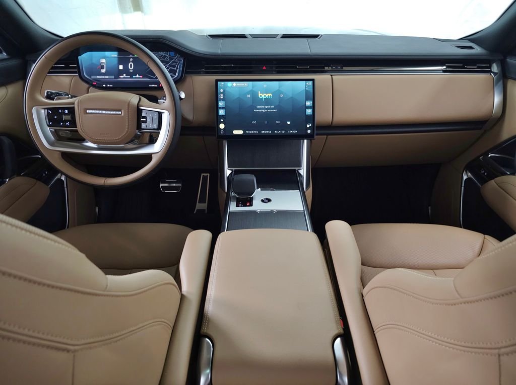 New 2026 Carpathian Grey Land Rover SE image 11