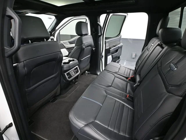 2025 Ford F-250 Super Duty Platinum - Photo 41