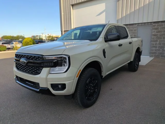 New 2026 Desert Sand Ford XLT image 7