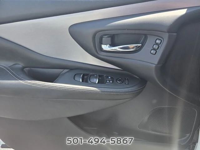 Used 2021 White Nissan SL image 26