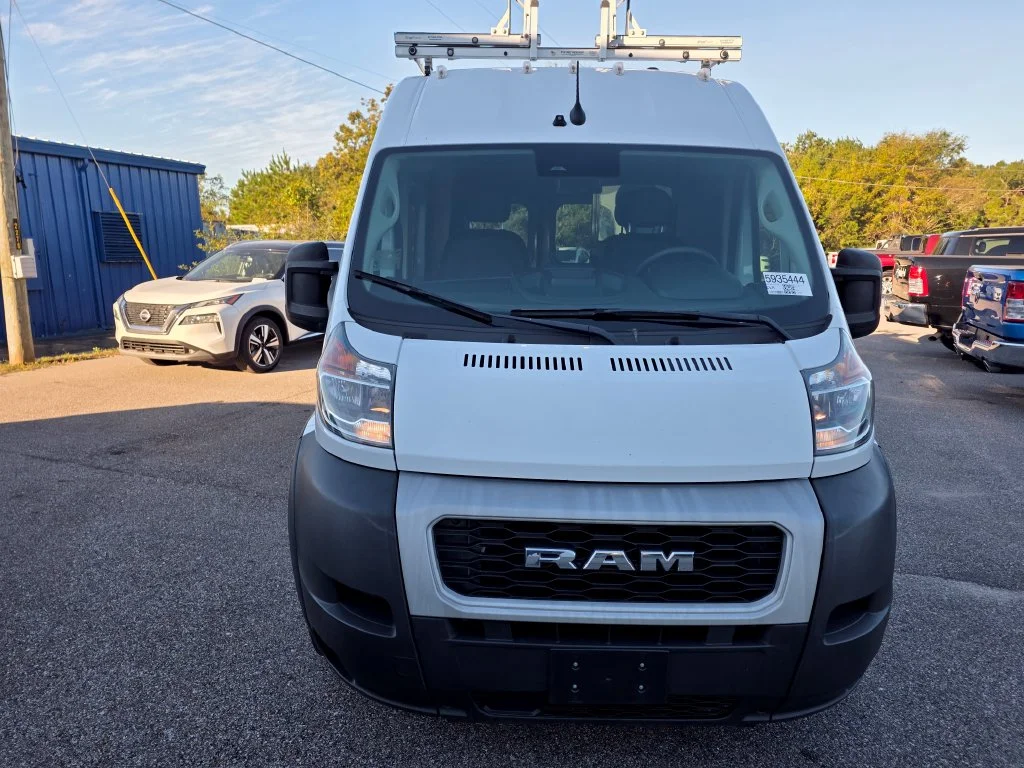 Used 2022 White Ram Base image 7