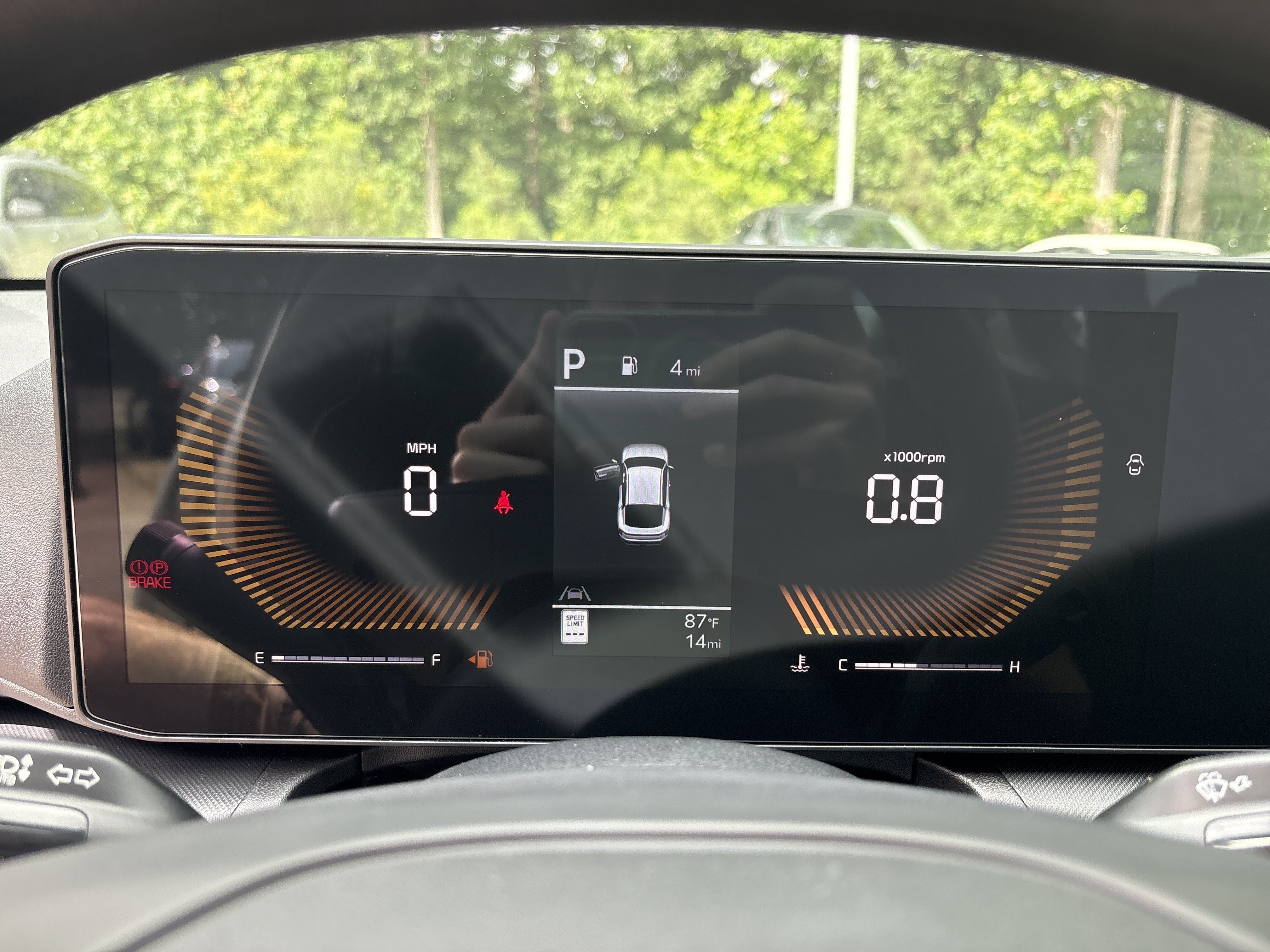 New 2026 Snow White Pearl Kia LXS image 18