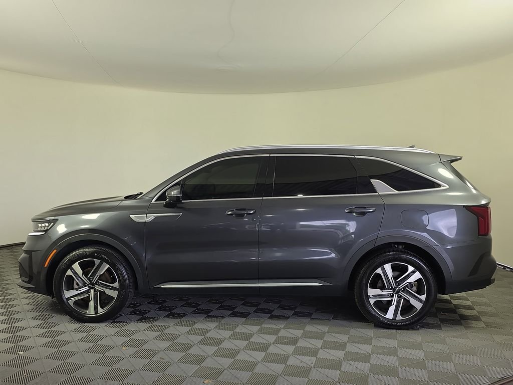 Used 2022 Gray Kia SX image 4