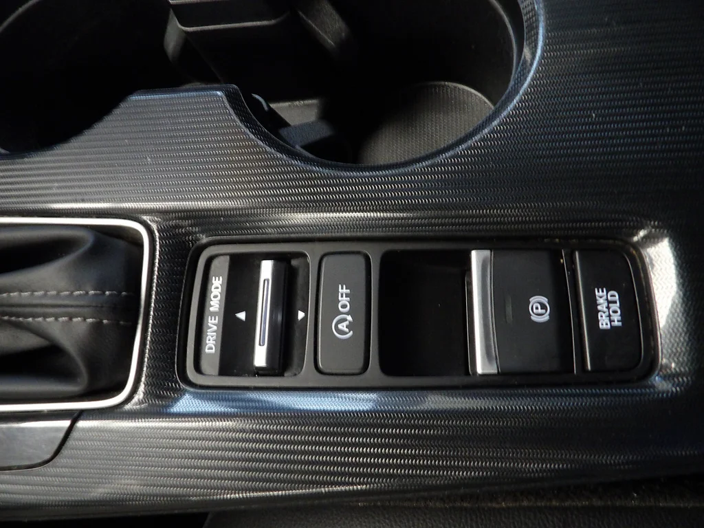 Used 2025 GRAY Honda Sport image 31