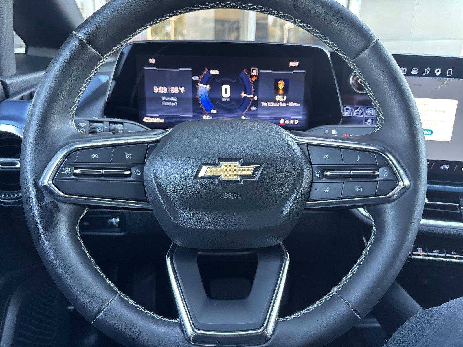 2024 Chevrolet Equinox EV LT - Photo 19
