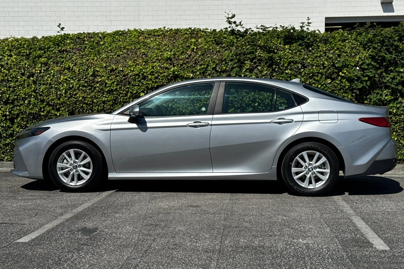 Used 2025 Silver Toyota LE image 9