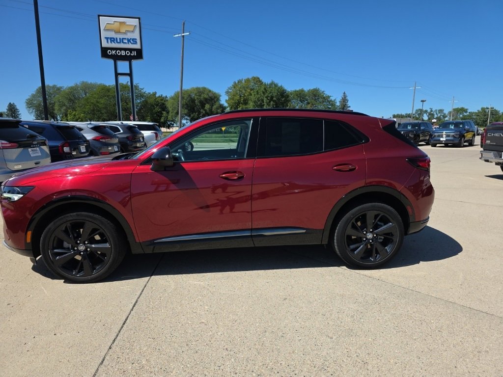 2023 Buick Envision Essence photo 3