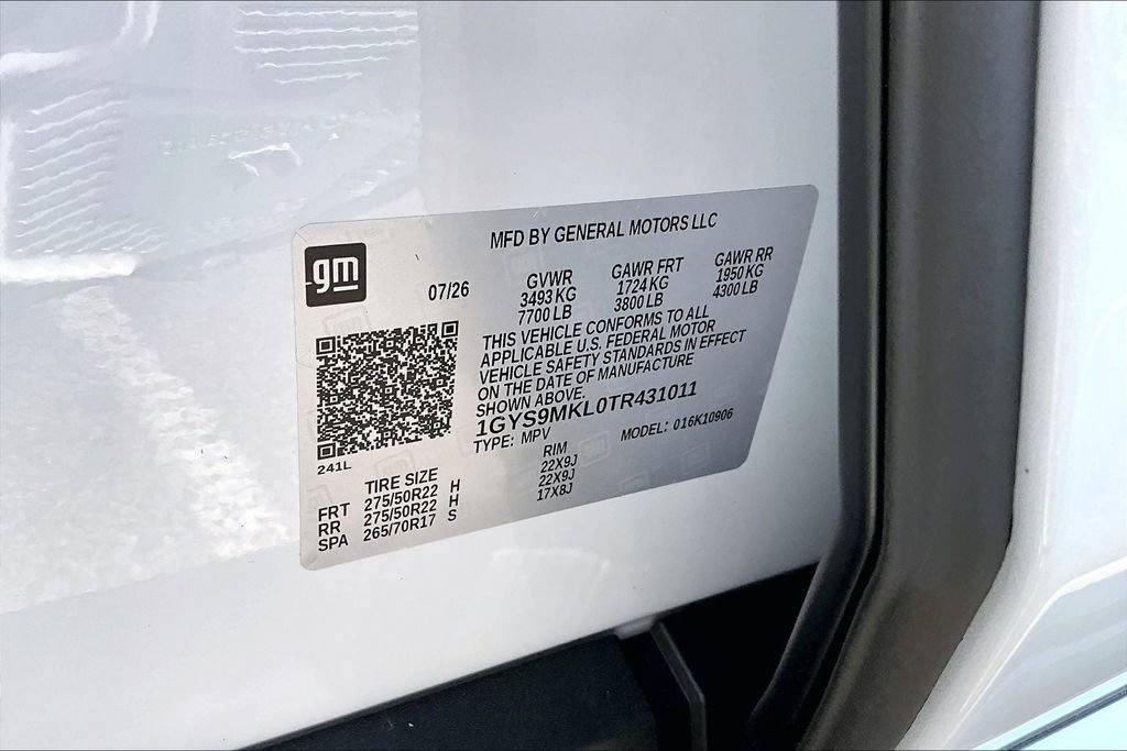 New 2026 Vibrant White Tricoat Cadillac Platinum Luxury image 13