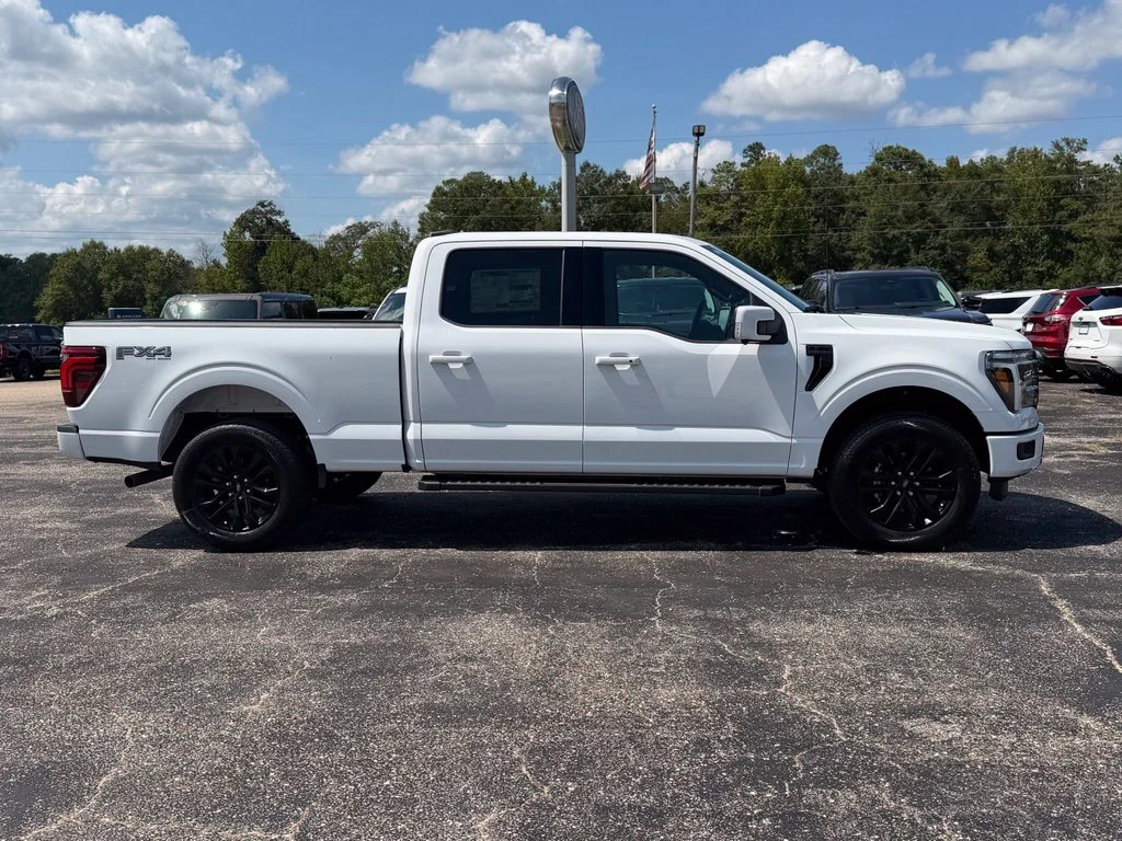 New 2026 Oxford White Ford Lariat® image 19