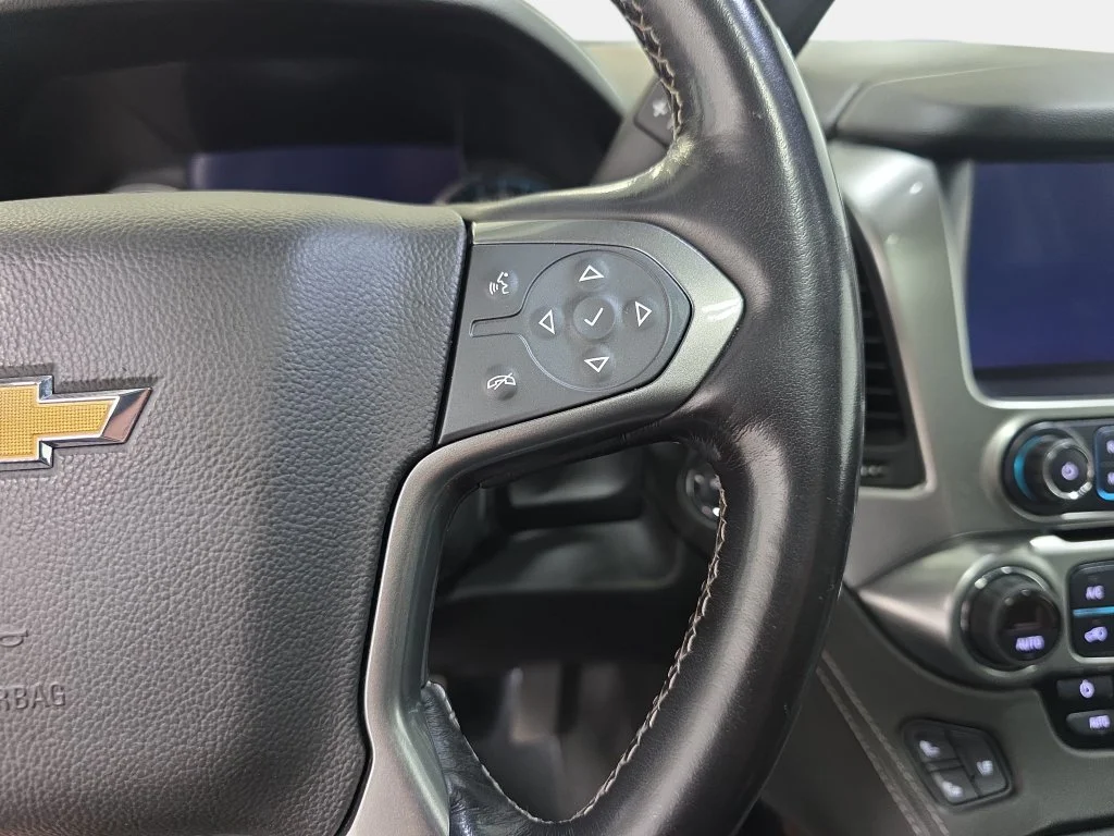 Used 2020 Black Chevrolet Premier image 18